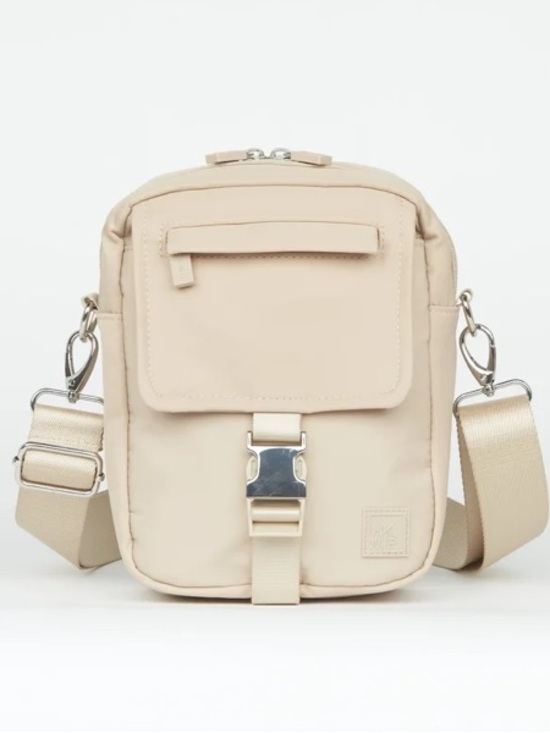 IHKWIP Handbags - 🤍New IHKWIP The Clip It Crossbody Bag🤍